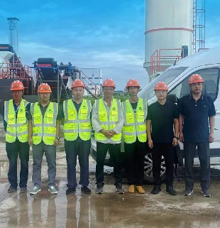 Desen Service team